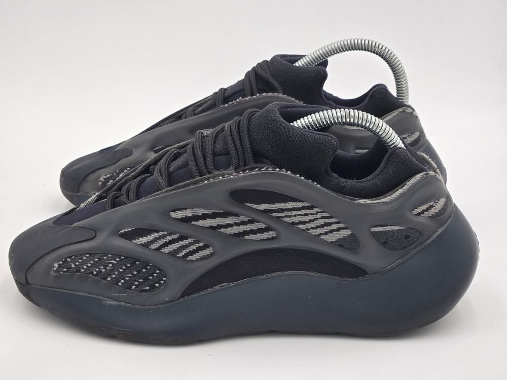 Adidas Yeezy 700 V3 Alvah H67799 Men’s Size 7.5 Sneakers